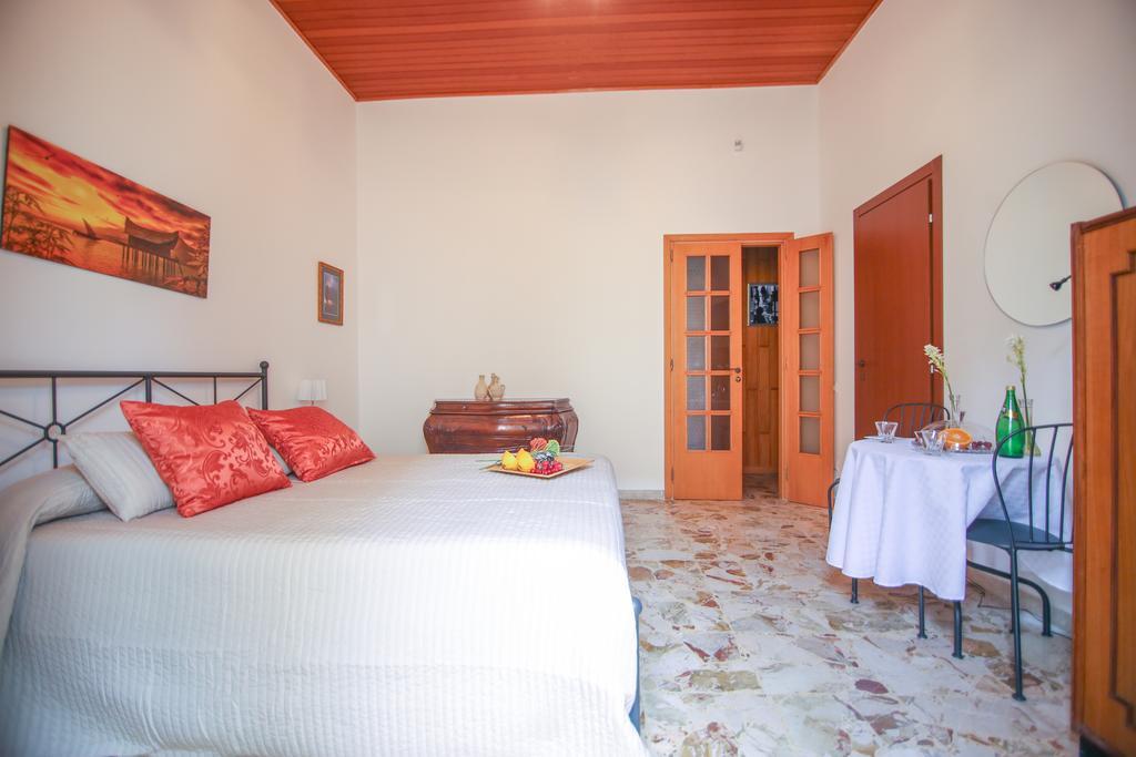 Soffio Del Libeccio B&B Syracuse ห้อง รูปภาพ
